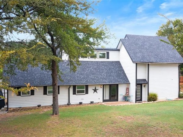 271 Lakewood Lane, Pottsboro, TX 75076