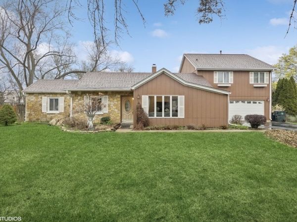 1720 W 54th Place, La Grange Highlands, IL 60525