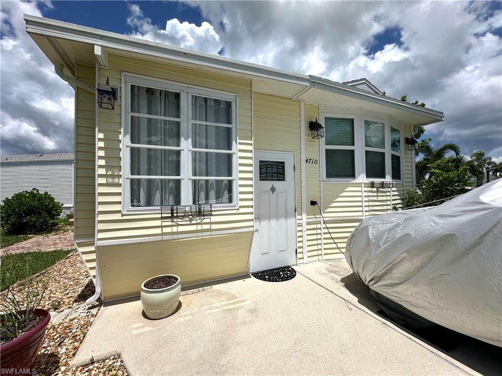 4710 Liberty Ln W, Estero, FL 33928 Photo