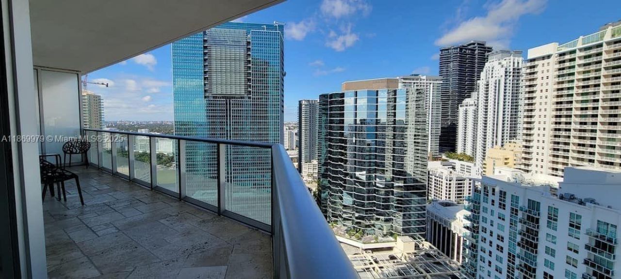 1300 Brickell Bay Dr, Unit 3007, Miami, FL 33131 Photo