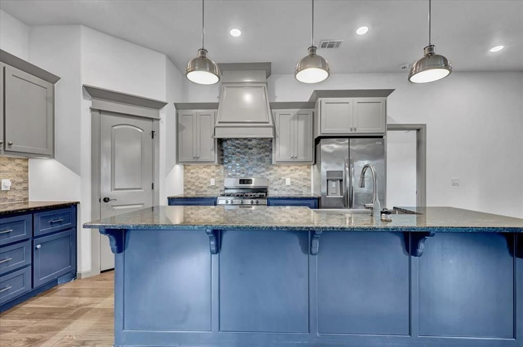 9120 NW 121st Street, Yukon, OK 73099 Main Photo