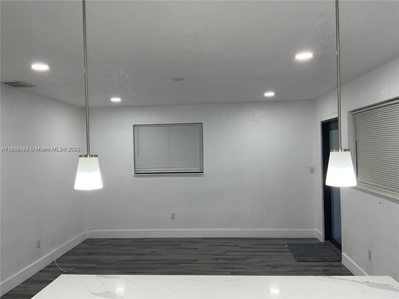 1971 W 2nd Ave, Hialeah, FL 33010 Photo