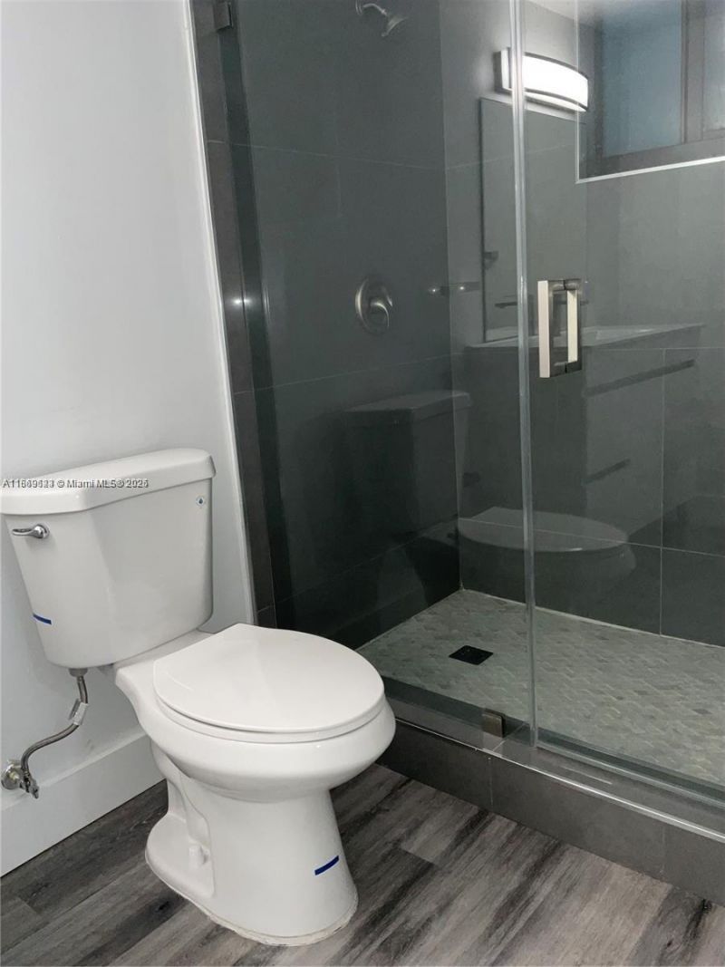 1971 W 2nd Ave, Hialeah, FL 33010 Photo