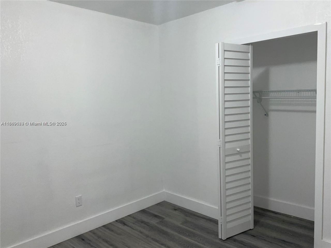 1971 W 2nd Ave, Hialeah, FL 33010 Photo