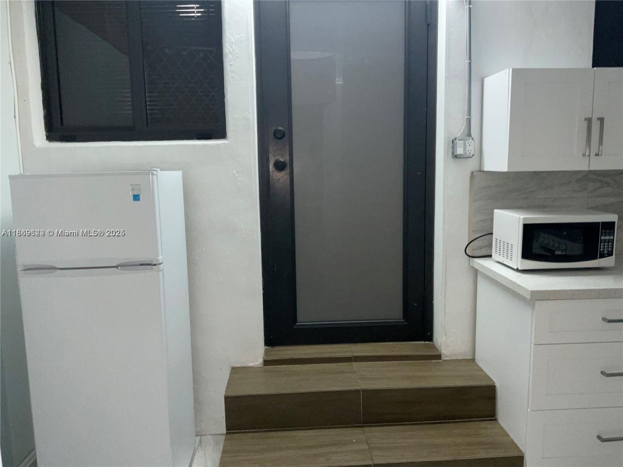 1971 W 2nd Ave, Hialeah, FL 33010 Photo