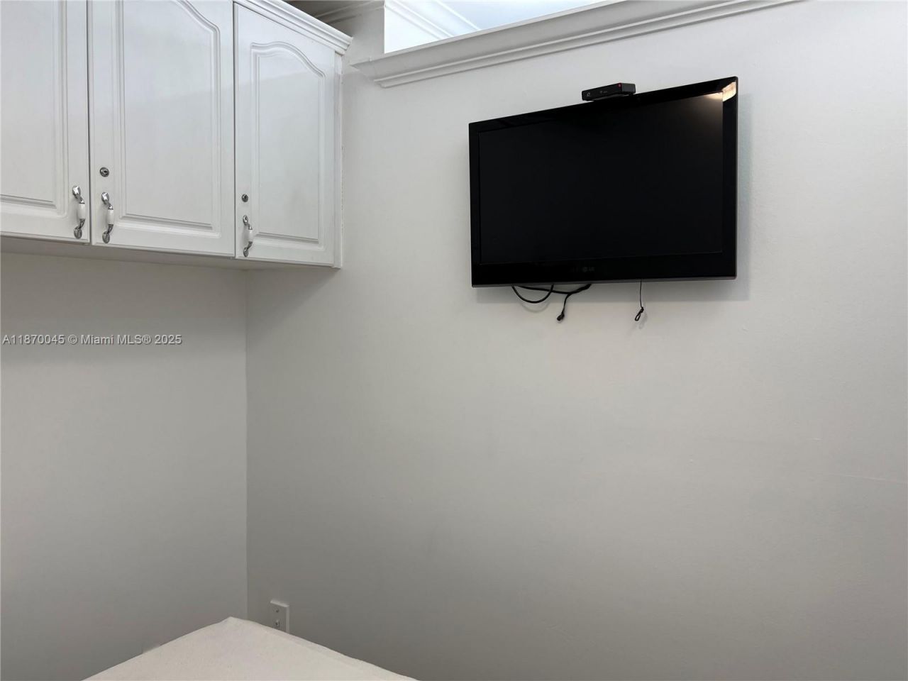 3710 Collins Ave, Unit N-103, Miami Beach, FL 33140 Photo