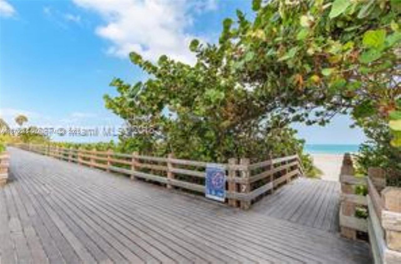 3710 Collins Ave, Unit N-103, Miami Beach, FL 33140 Photo