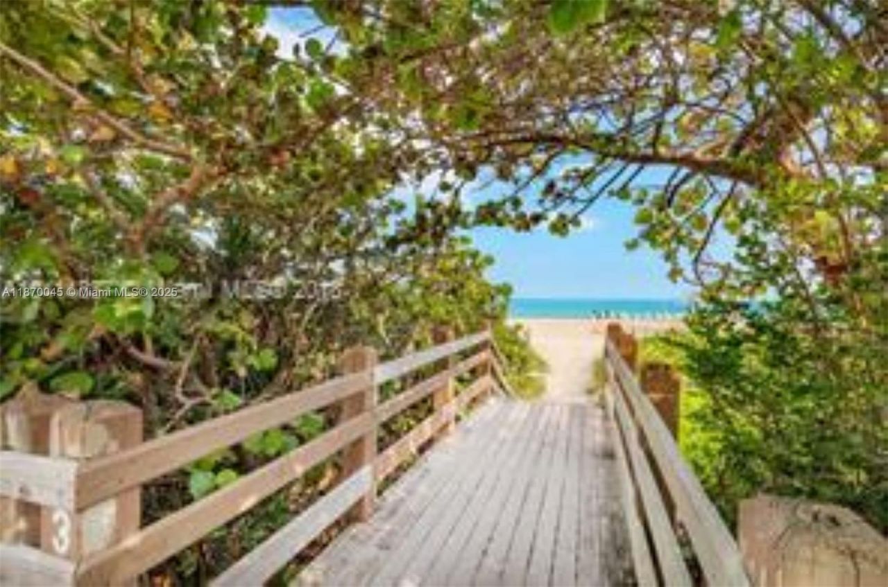 3710 Collins Ave, Unit N-103, Miami Beach, FL 33140 Photo