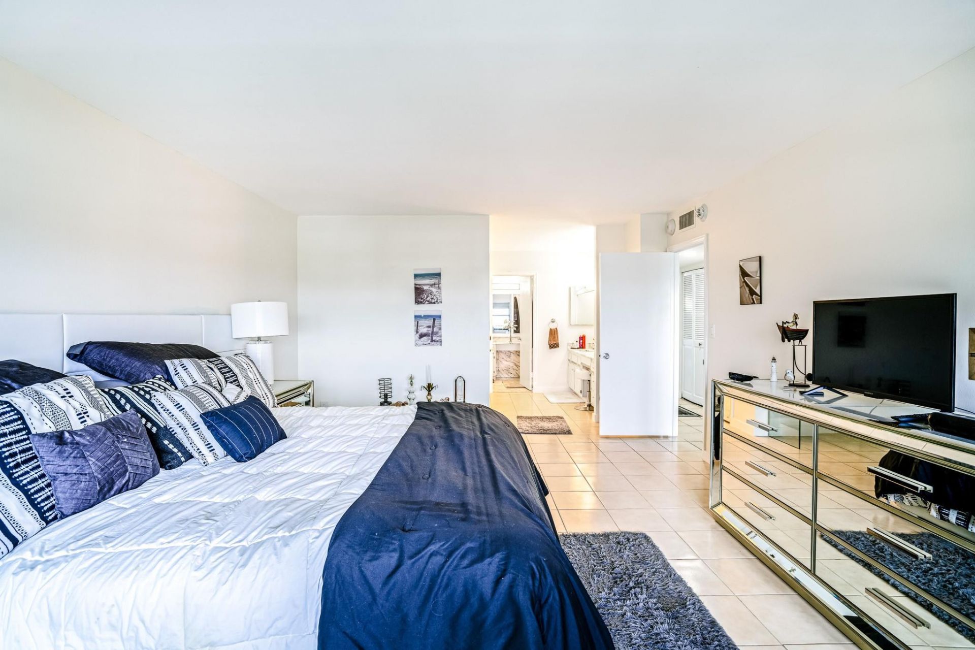 5100 N Ocean Boulevard, Unit 1217, Lauderdale by the Sea, FL 33308 Photo