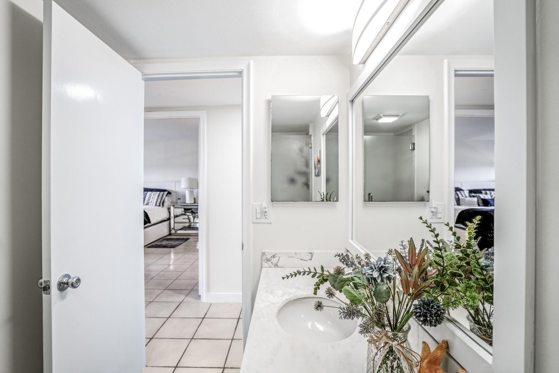 5100 N Ocean Boulevard, Unit 1217, Lauderdale by the Sea, FL 33308 Photo