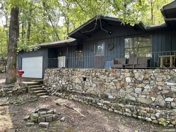 210 LAWRENCE Lane, Hot Springs, AR 71913