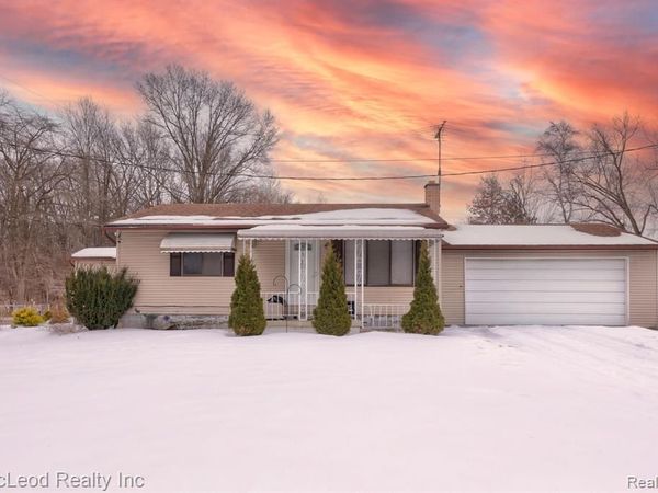 9975 TUSCOLA Road, Arbela Twp, MI 48420