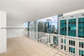 1200 Brickell Bay Dr, Unit 4114, Miami, FL 33131 Photo
