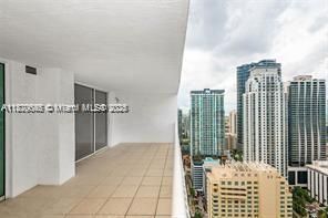 1200 Brickell Bay Dr, Unit 4114, Miami, FL 33131 Photo