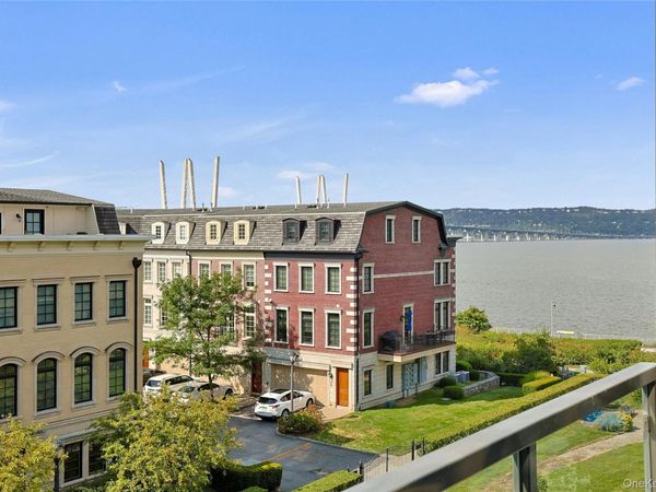 16 Rivers Edge Drive, Unit 408, Tarrytown, NY 10591