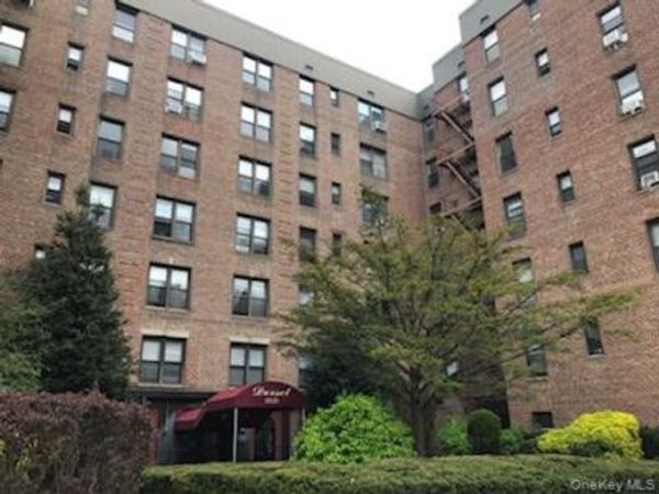 83-25 98th, Unit 2T, Woodhaven, NY 11421