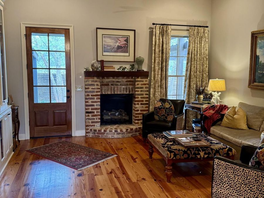 Property Image 6