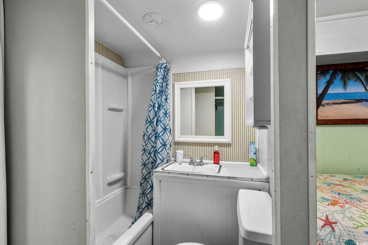 6001-1802 S Kings Hwy. Photo 17