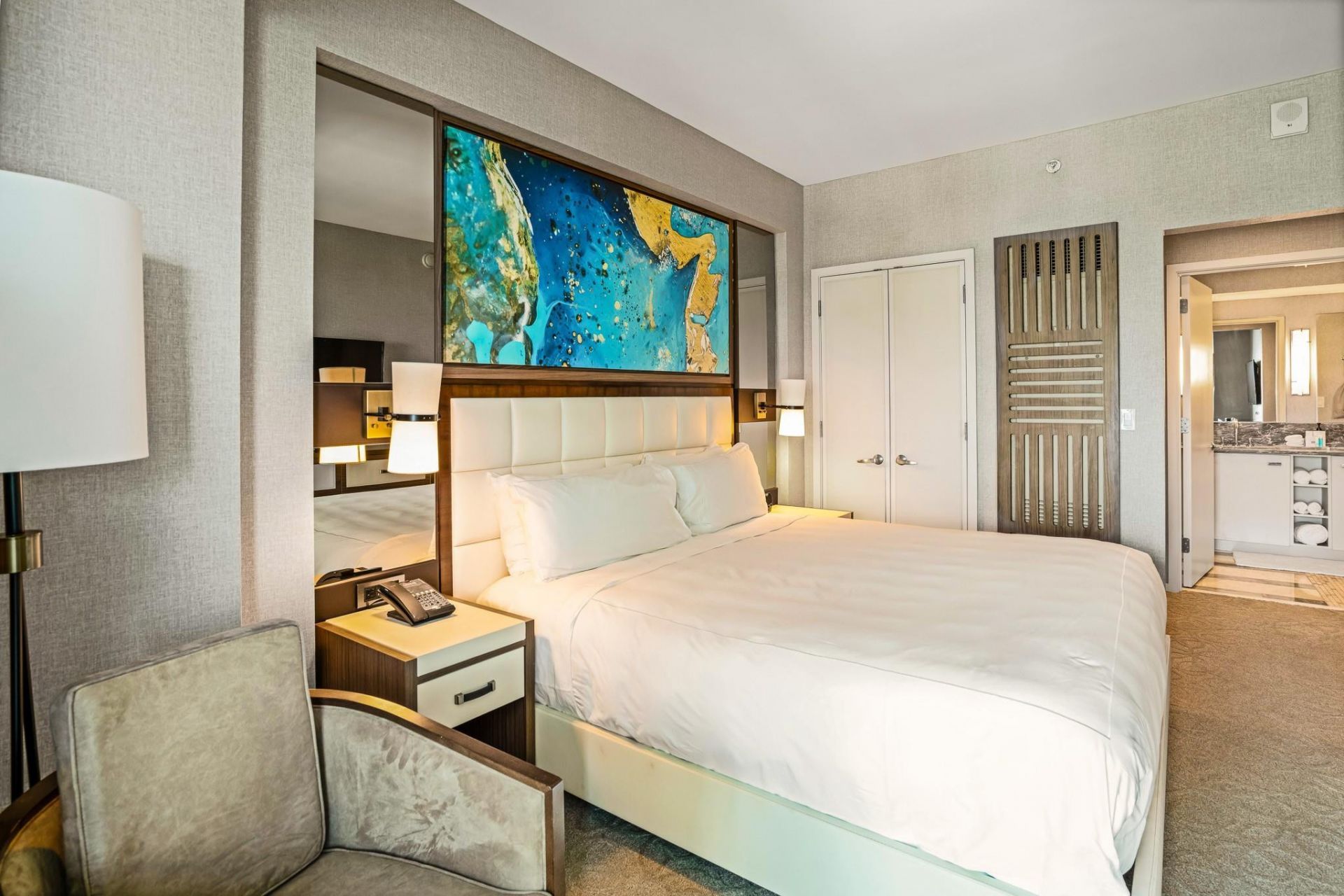 551 N Fort Lauderdale Beach Boulevard, Unit H803, Fort Lauderdale, FL 33304 Photo