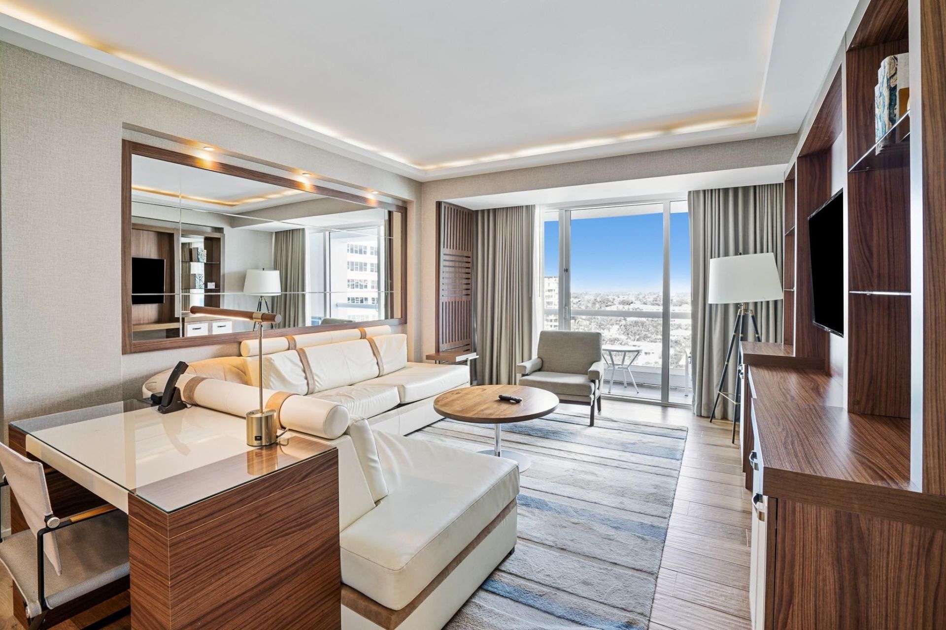 551 N Fort Lauderdale Beach Boulevard, Unit H803, Fort Lauderdale, FL 33304 Photo