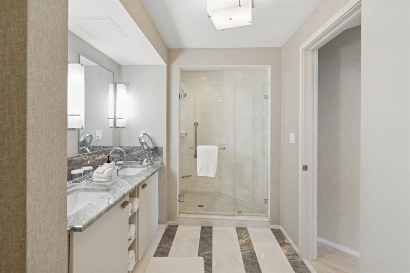 551 N Fort Lauderdale Beach Boulevard, Unit R1902, Fort Lauderdale, FL 33304 Photo