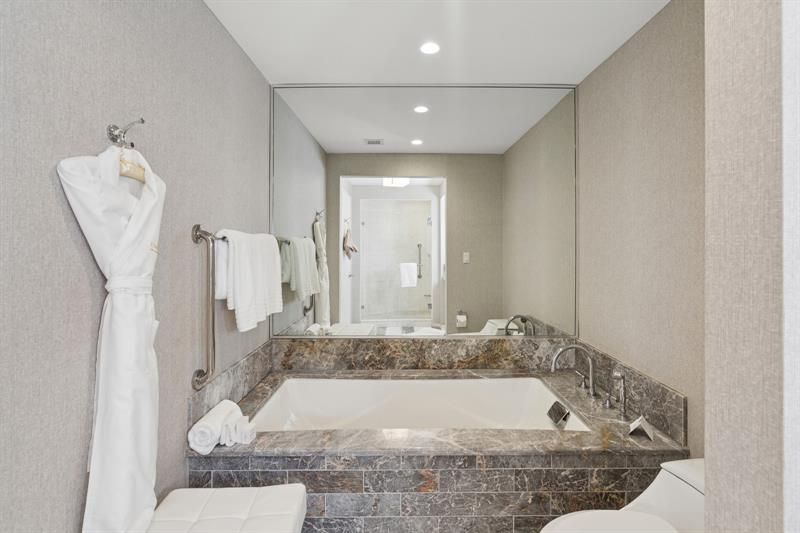 551 N Fort Lauderdale Beach Boulevard, Unit R1902, Fort Lauderdale, FL 33304 Photo