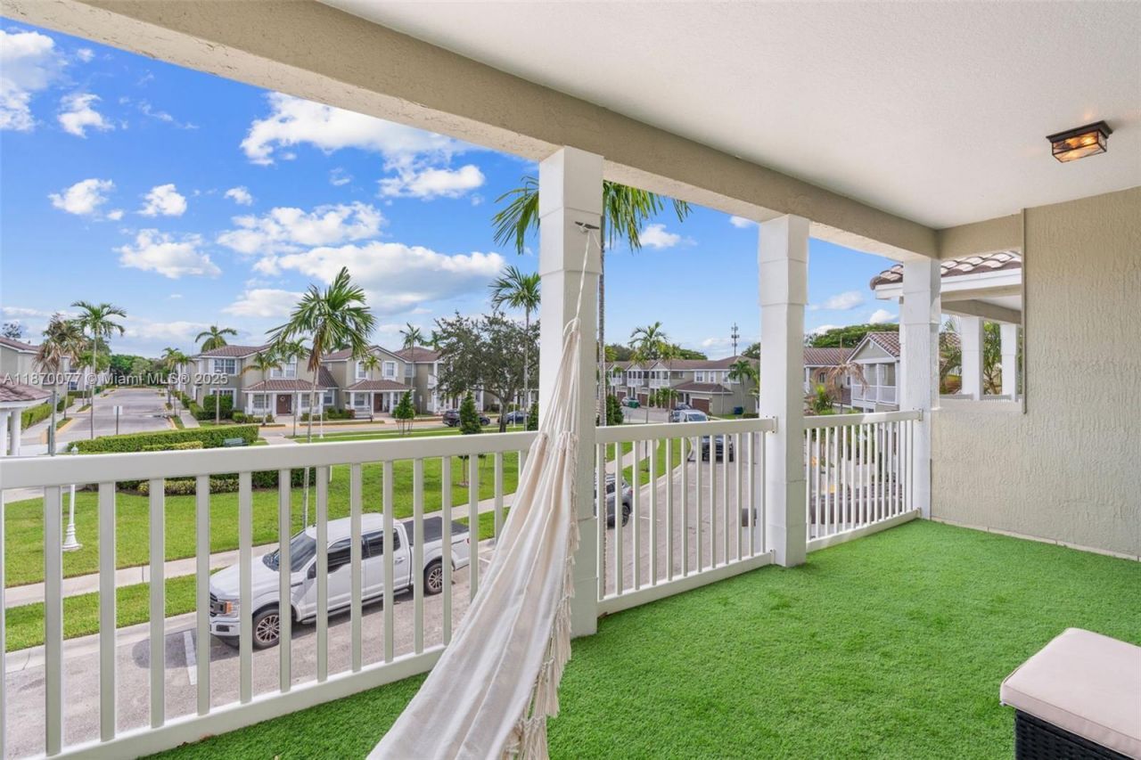 10548 NW 56th Dr, Coral Springs, FL 33076 Photo