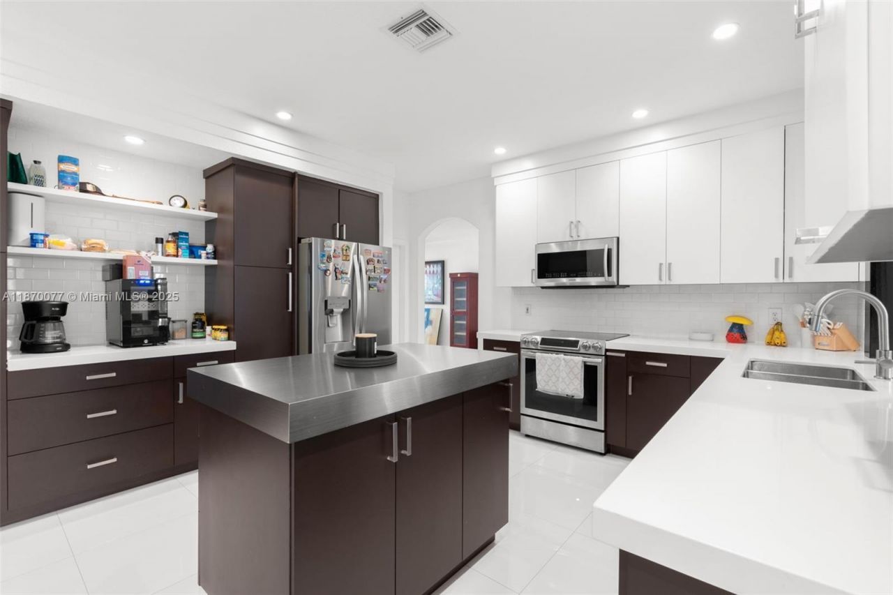 10548 NW 56th Dr, Coral Springs, FL 33076 Photo