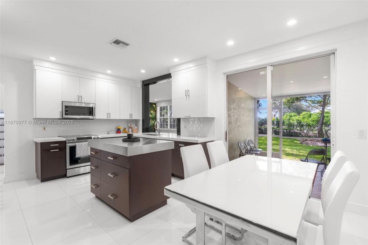 10548 NW 56th Dr, Coral Springs, FL 33076 Photo