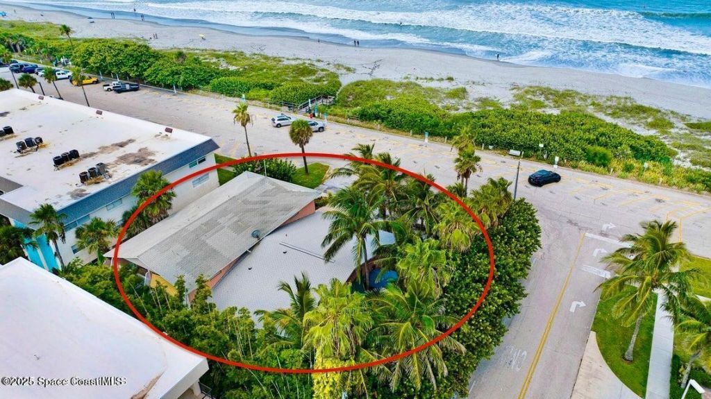 312 Wavecrest Avenue, Indialantic, FL 32903 Photo