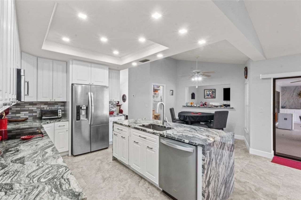 4219 Presidential Avenue Circle E, Bradenton, FL 34203 Photo