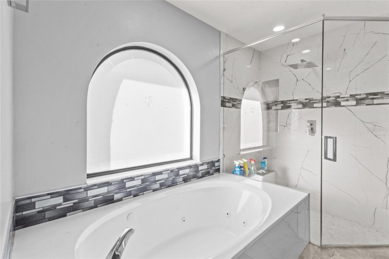 4219 Presidential Avenue Circle E, Bradenton, FL 34203 Photo