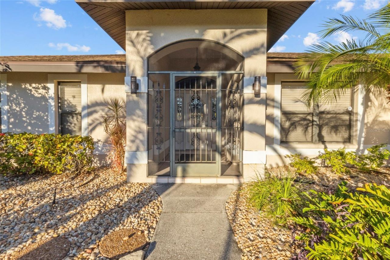 4219 Presidential Avenue Circle E, Bradenton, FL 34203 Photo