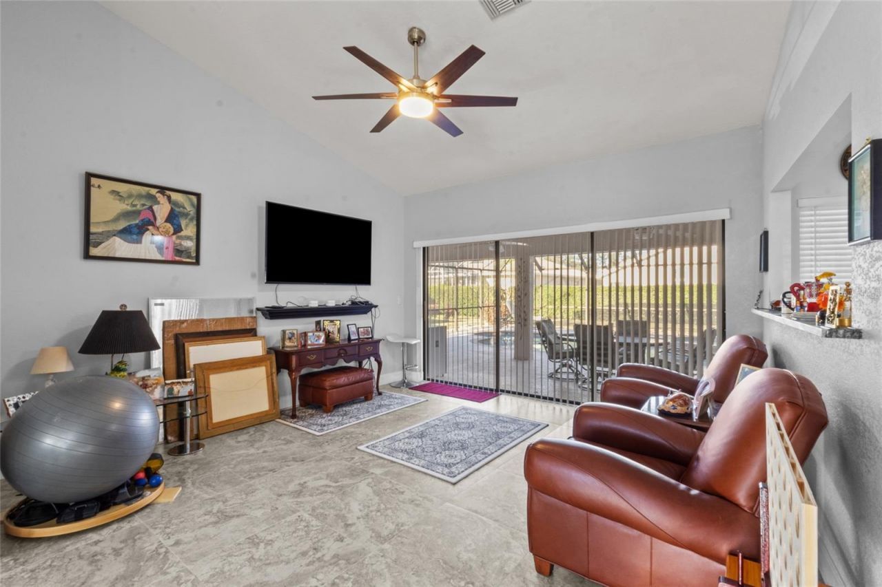 4219 Presidential Avenue Circle E, Bradenton, FL 34203 Photo