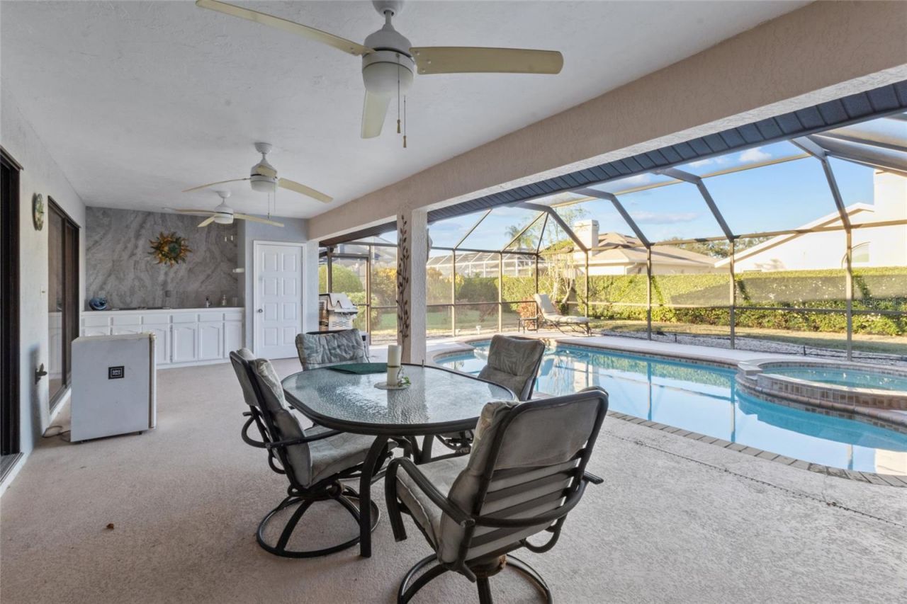 4219 Presidential Avenue Circle E, Bradenton, FL 34203 Photo