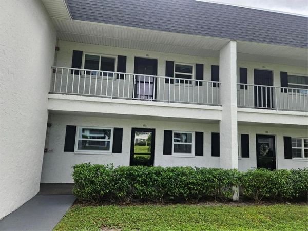 303 47TH AVENUE DR W, Unit 352, BRADENTON, FL 34207