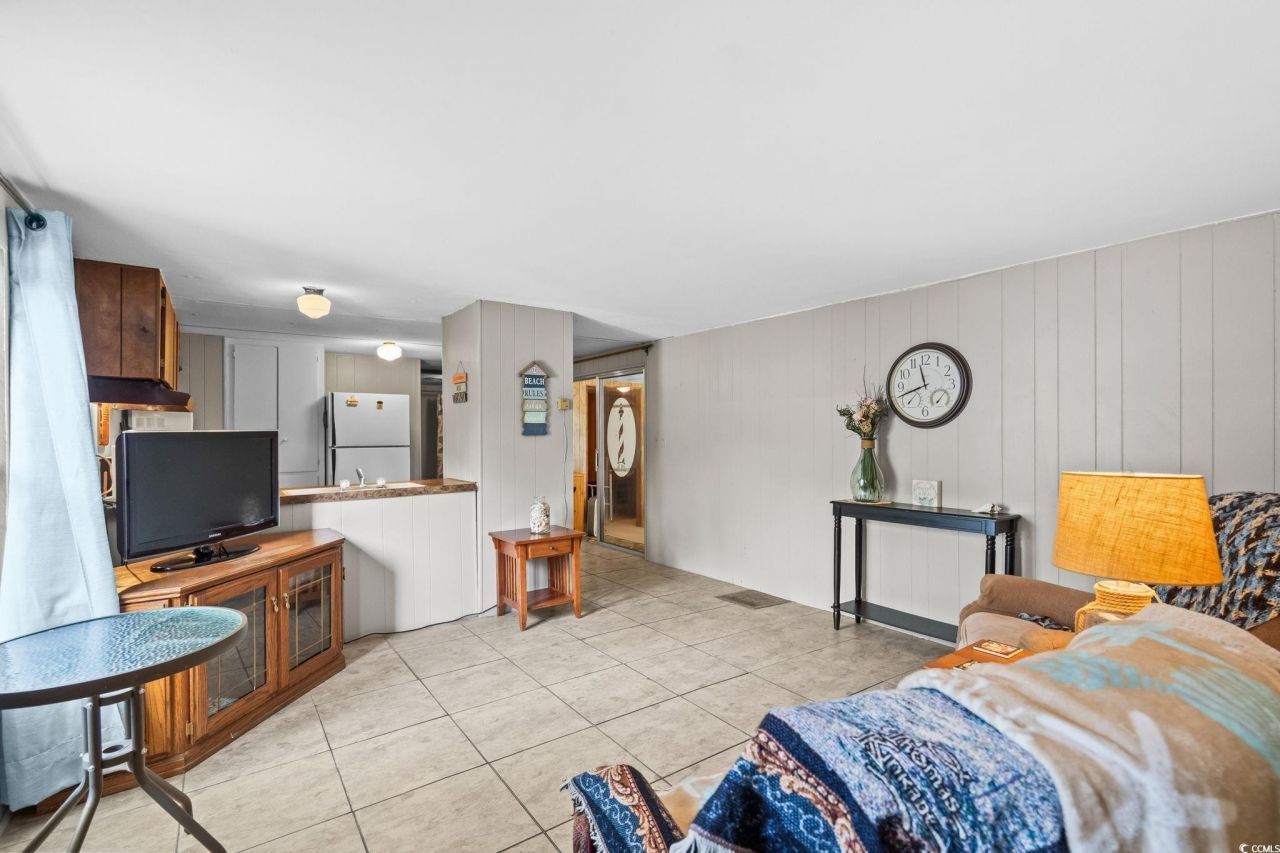 4516 Willet St. Photo 11