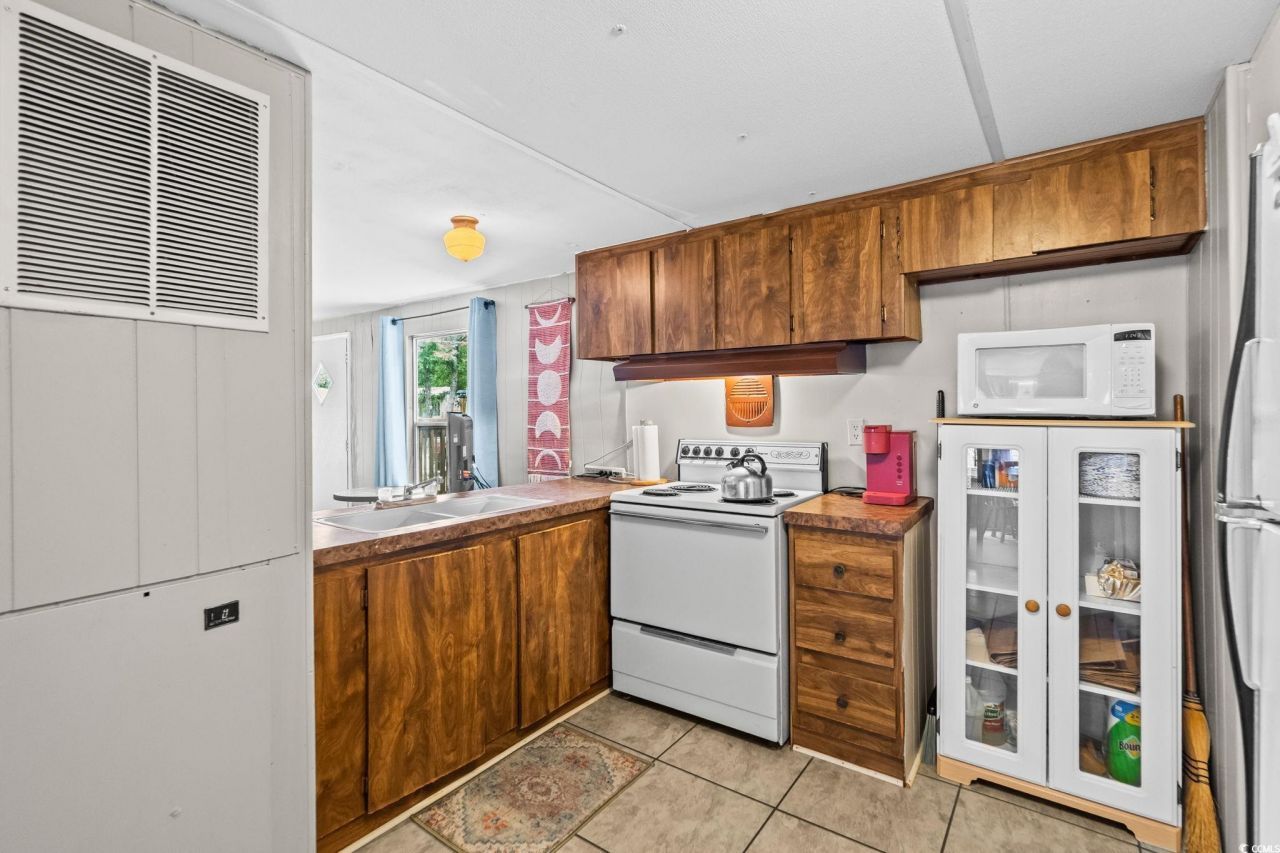 4516 Willet St. Photo 16