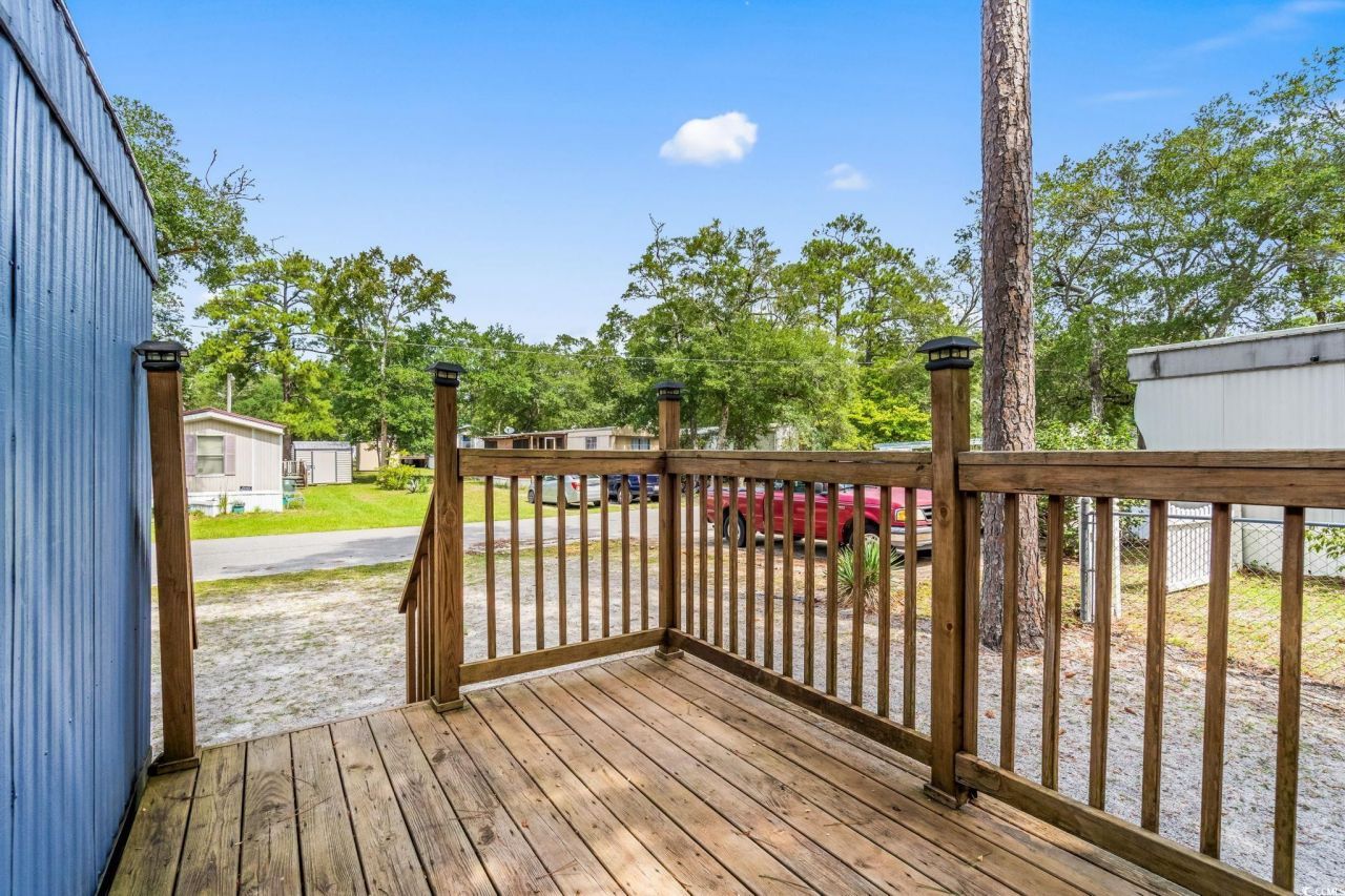 4516 Willet St. Photo 8