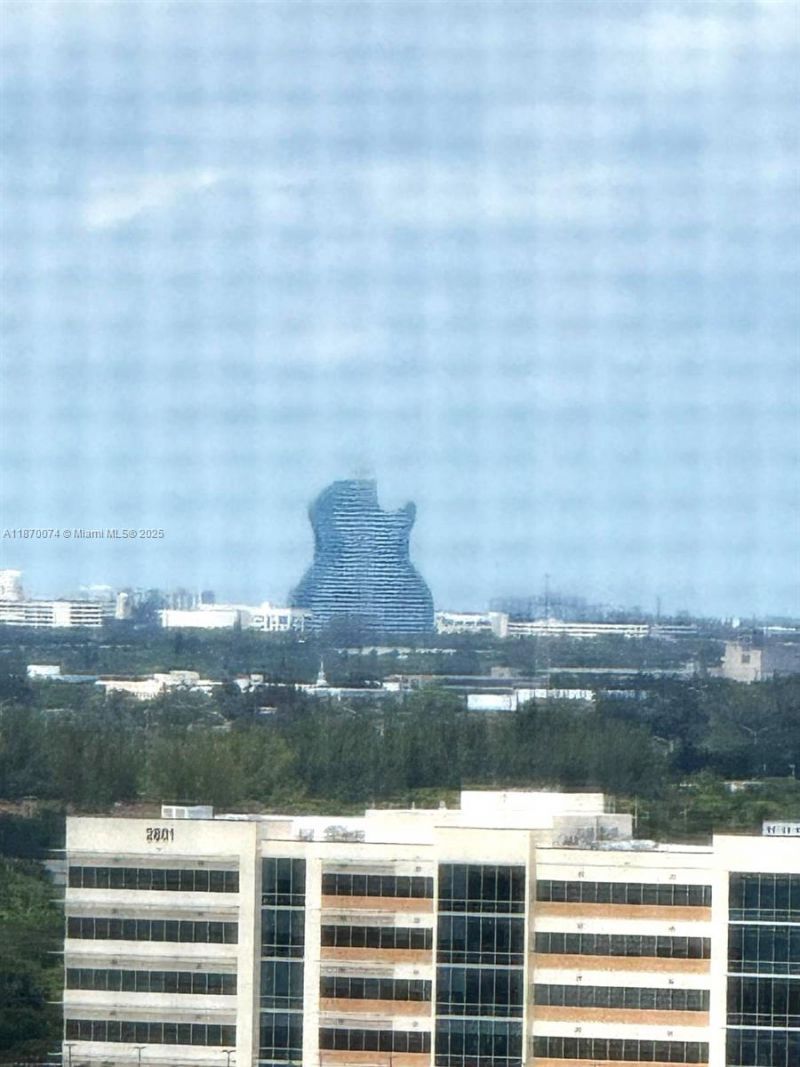 20335 W Country Club Dr, Unit 2502, Aventura, FL 33180 Photo