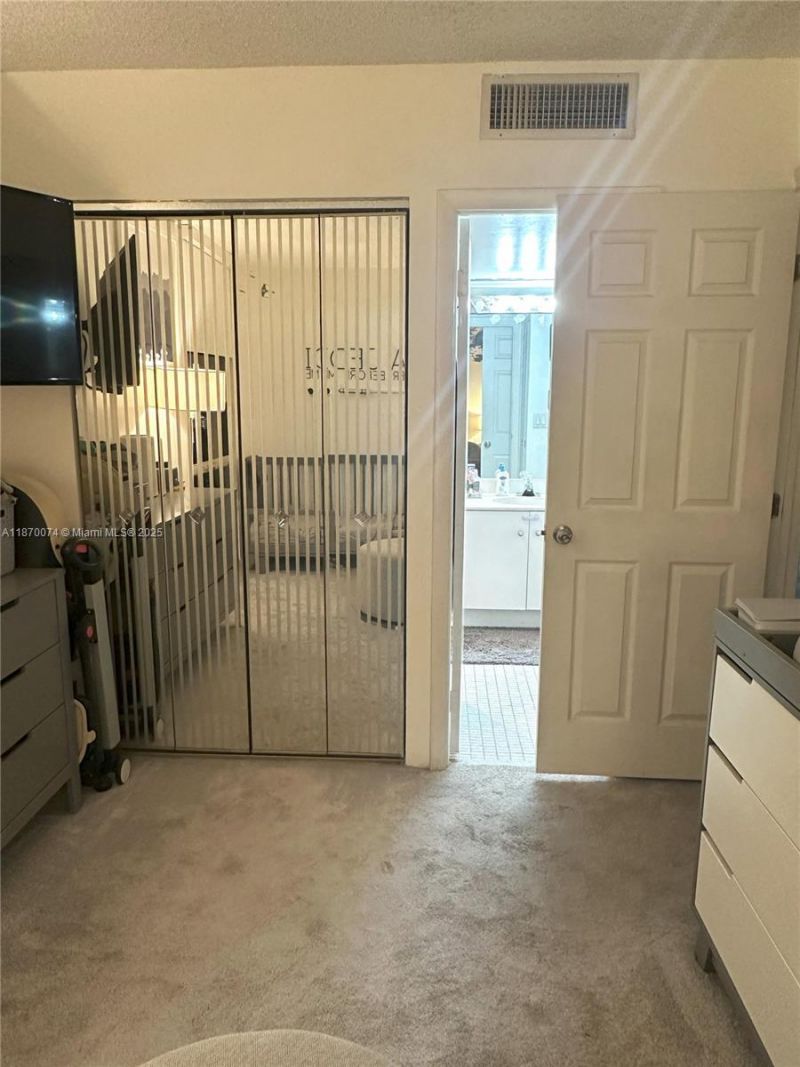 20335 W Country Club Dr, Unit 2502, Aventura, FL 33180 Photo