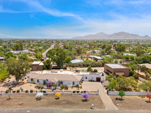 6831 E PARADISE Drive, Scottsdale, AZ 85254