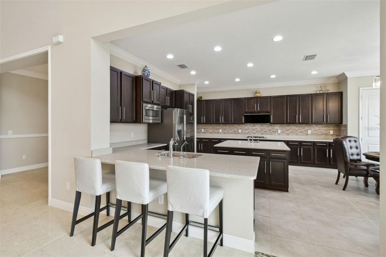 2709 Coco Palm Circle, Wesley Chapel, FL 33543 Photo