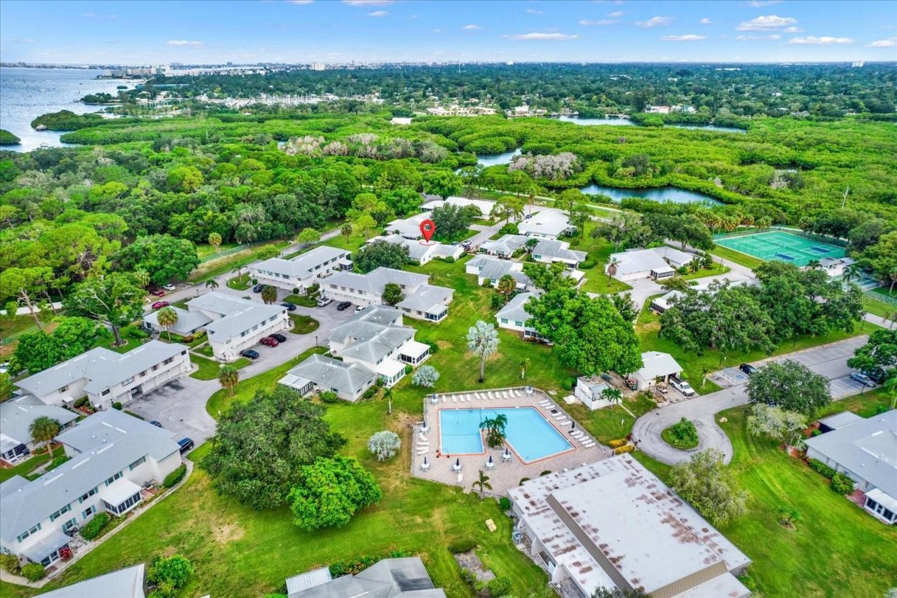 3229 40th Lane S, Unit C, Saint Petersburg, FL 33711 Photo