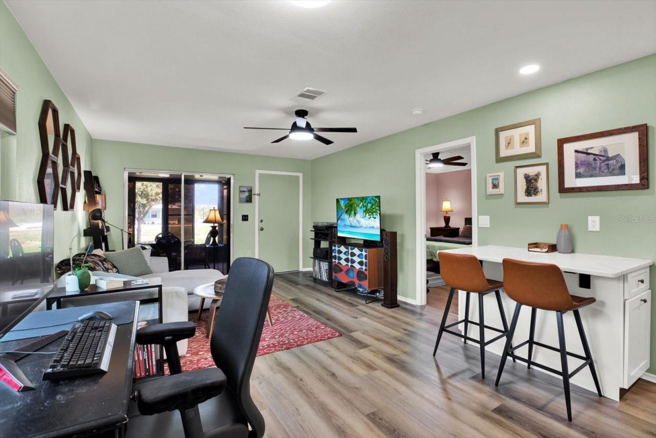 3229 40th Lane S, Unit C, Saint Petersburg, FL 33711 Photo