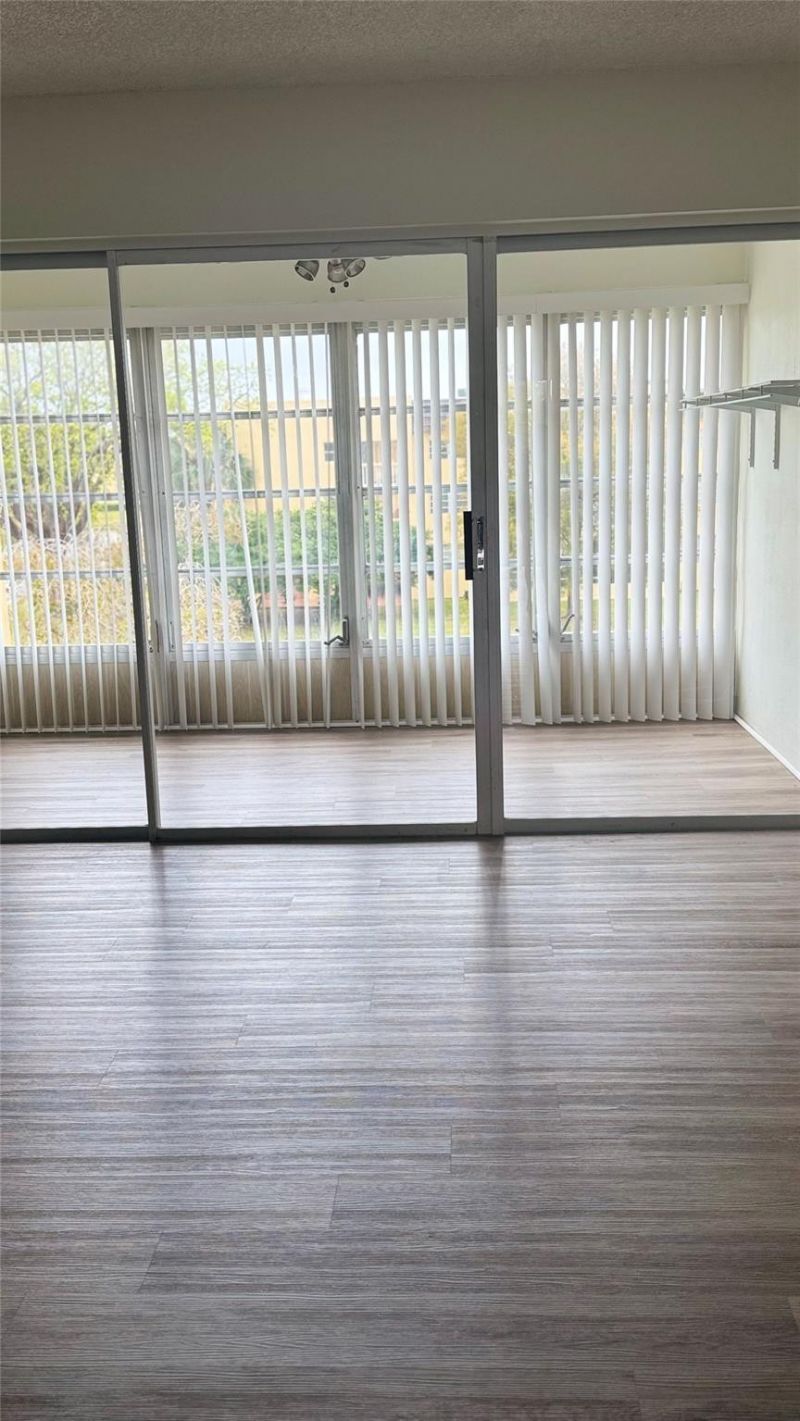 6300 NW 62nd Street, Unit 303, Fort Lauderdale, FL 33319 Photo
