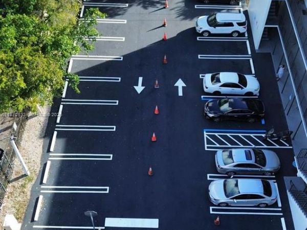 1130 NW 62nd St, Unit 15, Miami, FL 33150