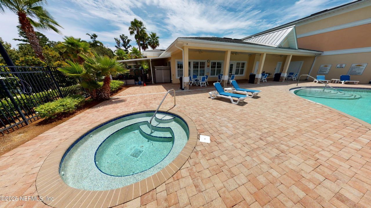 8241 Pelican Landing Road, Unit 302, Jacksonville, FL 32256 Main Photo