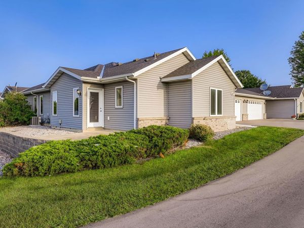 342 Sunfish Lane, Winsted, MN 55395