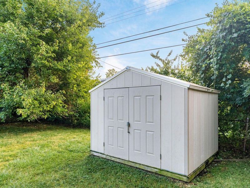 1640 Striebel Road, Columbus, OH 43227 Photo 27